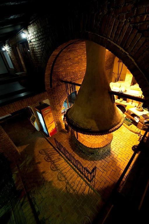 Hotel Restaurant Bujtina E Gjelit Tiranë Eksteriør bilde