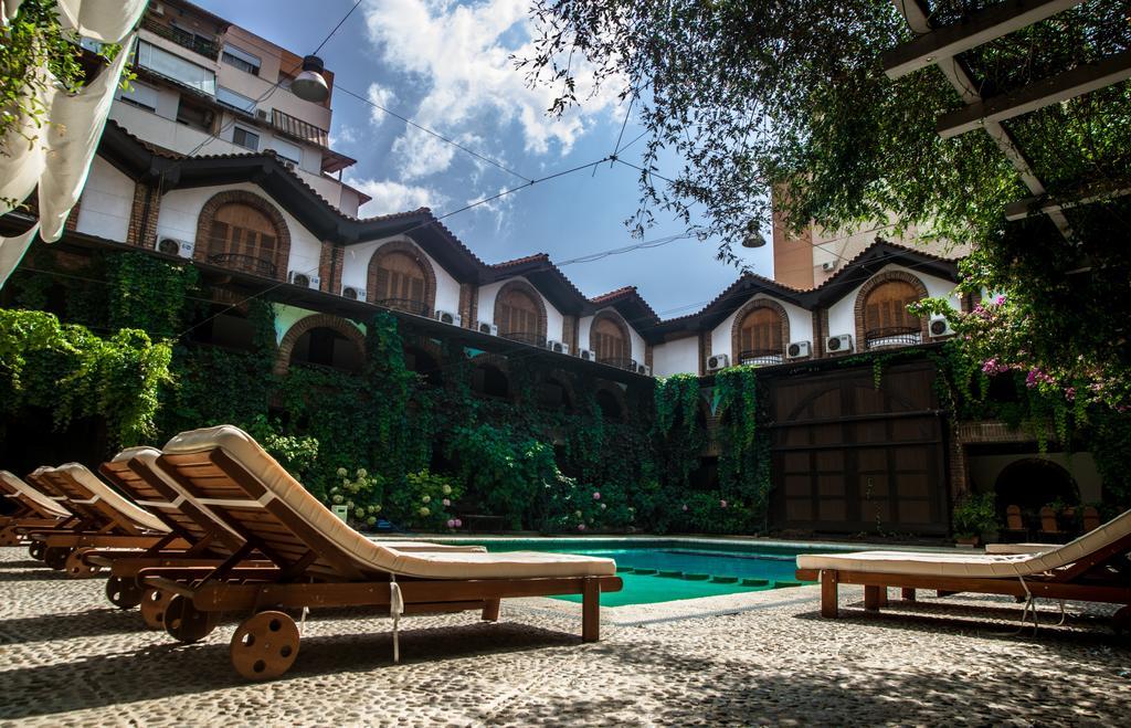 Hotel Restaurant Bujtina E Gjelit Tiranë Eksteriør bilde