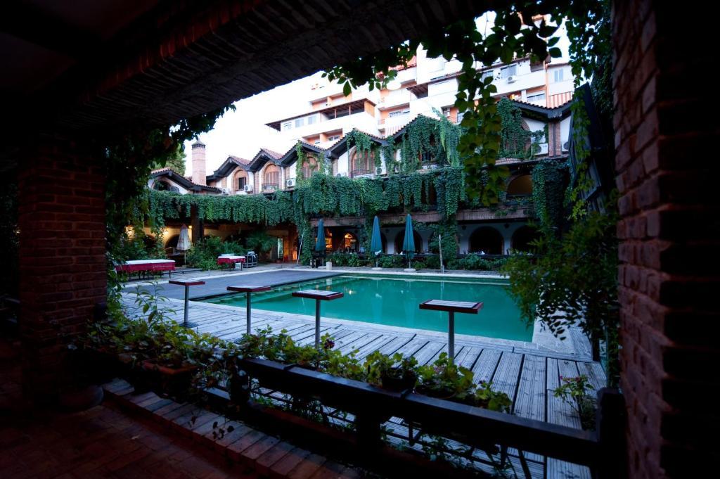 Hotel Restaurant Bujtina E Gjelit Tiranë Eksteriør bilde